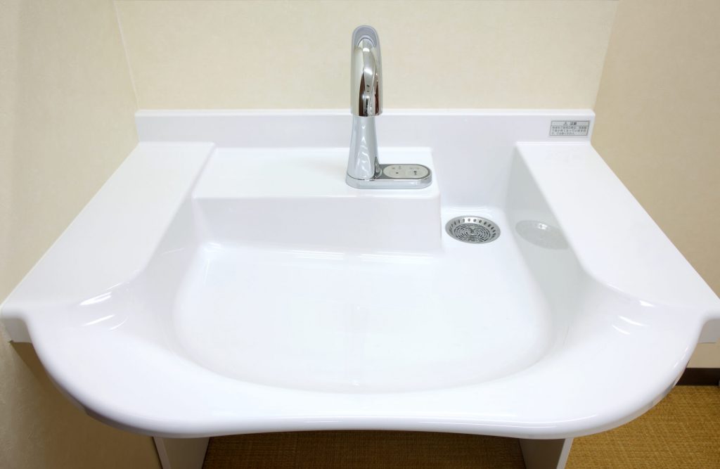 車いすの人でも使いやすい洗面台