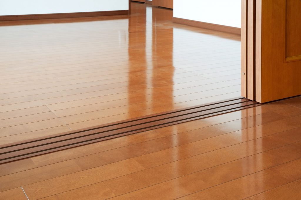 部屋と廊下の段差がない住宅