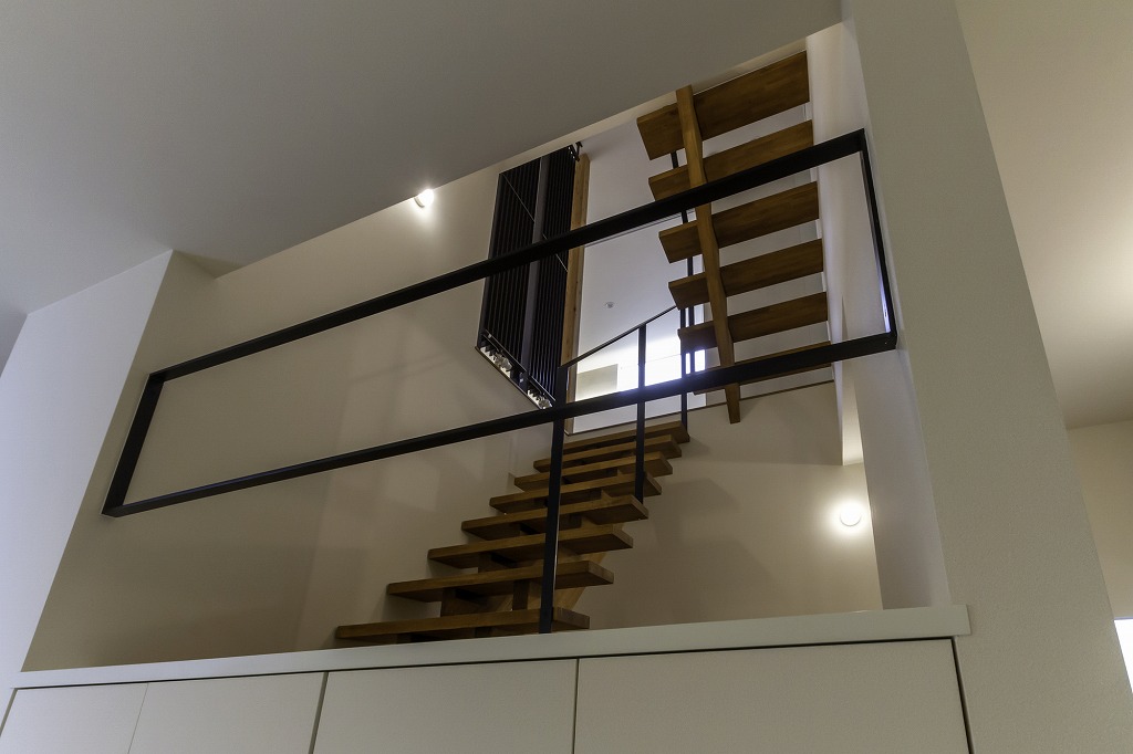 階段と吹き抜け