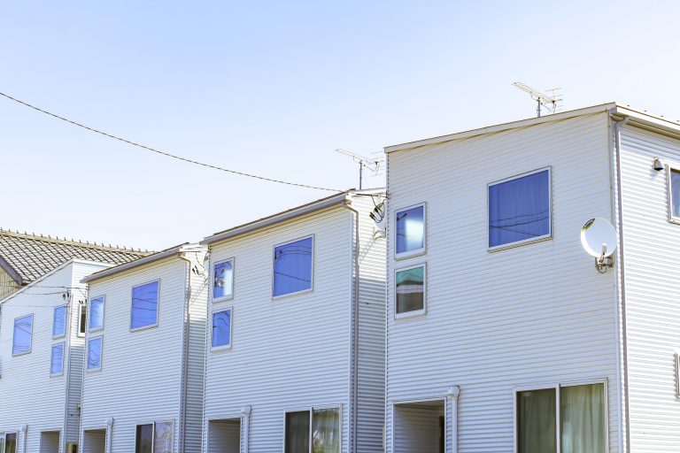 狭小地とは? メリットとデメリット、間取りや工夫で納得の住宅づくり 狭小地とは? メリットとデメリット、間取りや工夫で納得の住宅づくり