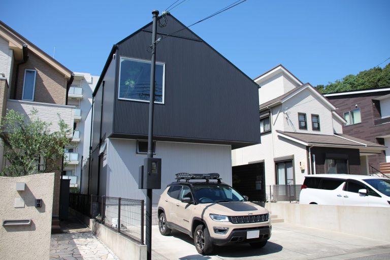 オーバーハング建築とは? メリット7選。デメリットと注意点も解説 オーバーハング建築とは? メリット7選。デメリットと注意点も解説