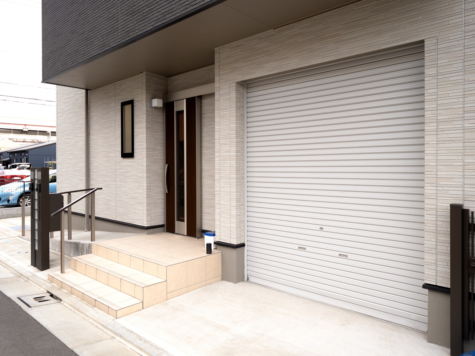 ガレージも固定資産税がかかる!かからない工夫や建築時の注意点